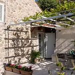 Maro & Baro Apartments, Near Old Town Dubrovnik *