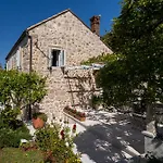Maro & Baro Apartments, Near Old Town Dubrovnik