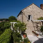 Maro & Baro Apartments, Near Old Town Dubrovnik *