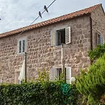 Maro & Baro Apartments, Near Old Town Dubrovnik