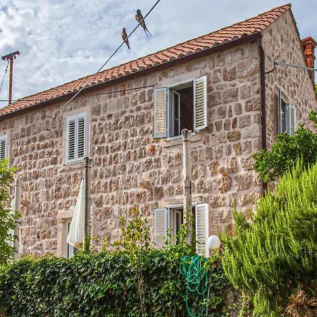 Maro & Baro Apartments, Near Old Town Dubrovnik