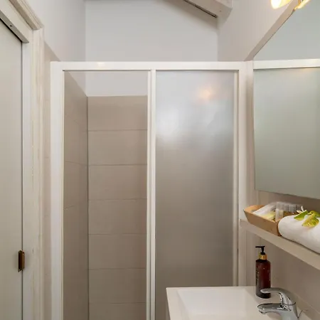 Daire Maro & Baro Apartments, Near Old Town