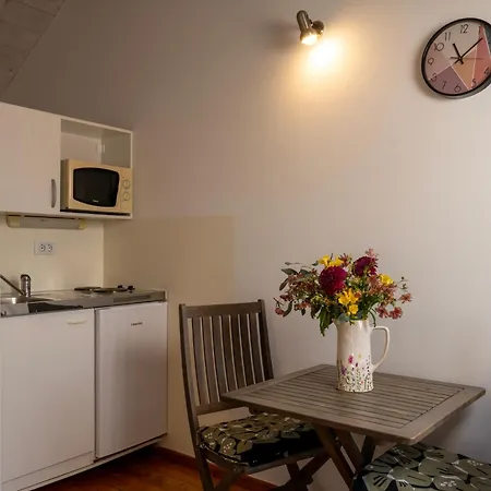 Maro & Baro Apartments, Near Old Town Dubrovnik Apartament