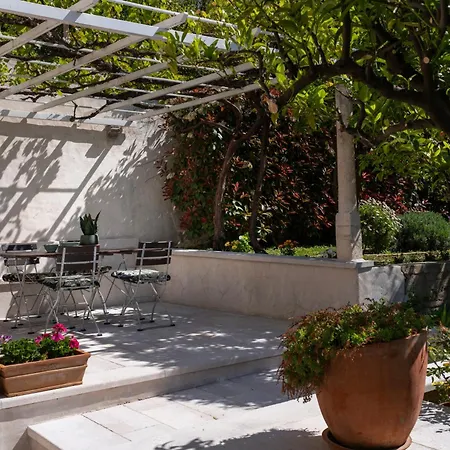 Maro & Baro Apartments, Near Old Town Dubrovnik *