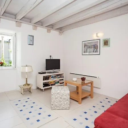 Maro & Baro Apartament *